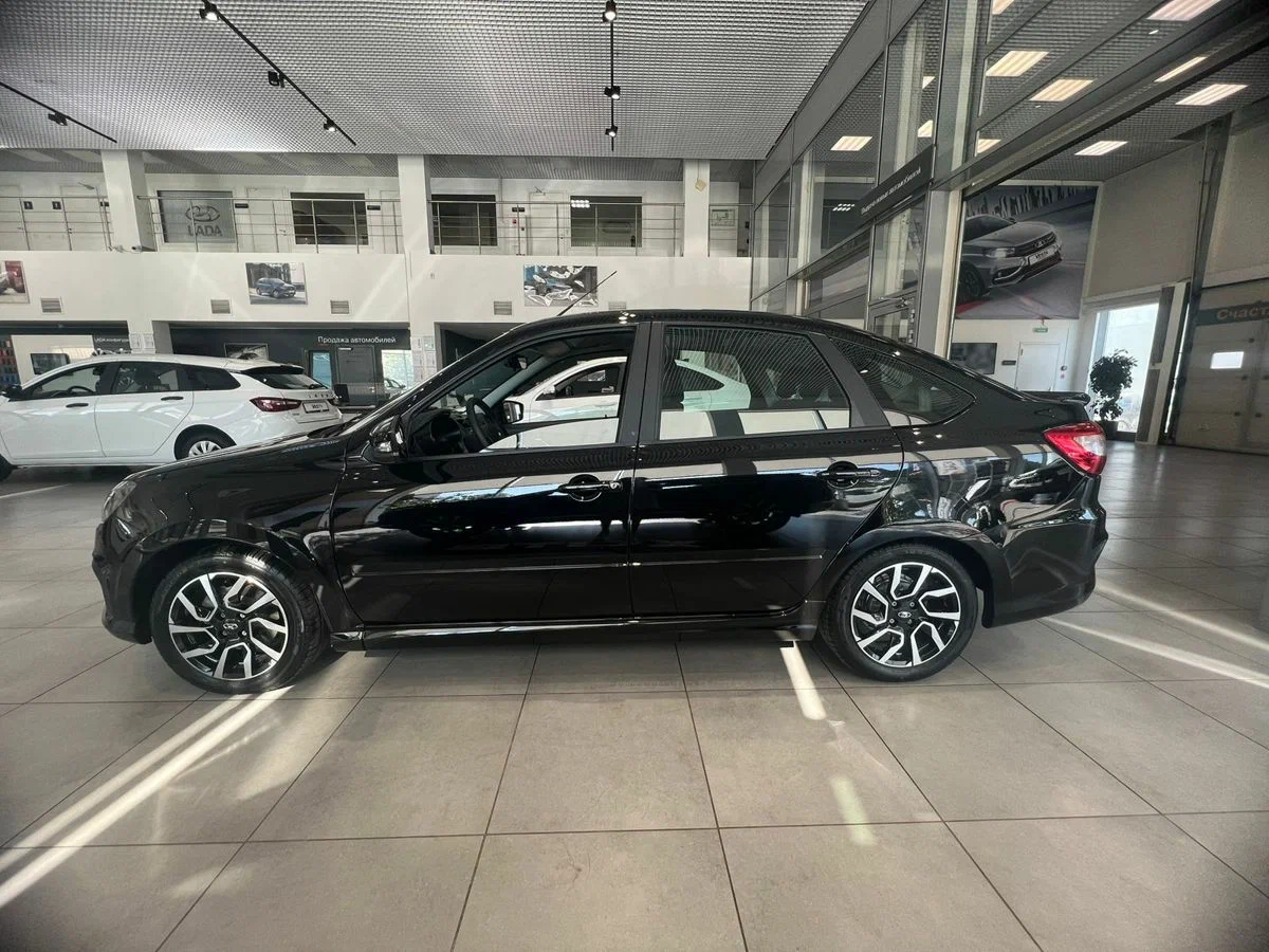 Lada Granta Sportline Лифтбек в Новосибирск - фото №2
